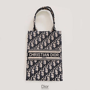 Classic Tote Bag With Crossbody Strap-1-2