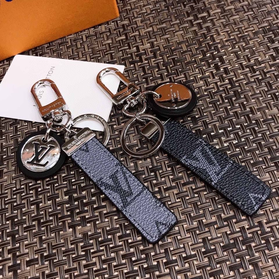 Fashion Leather Pendant