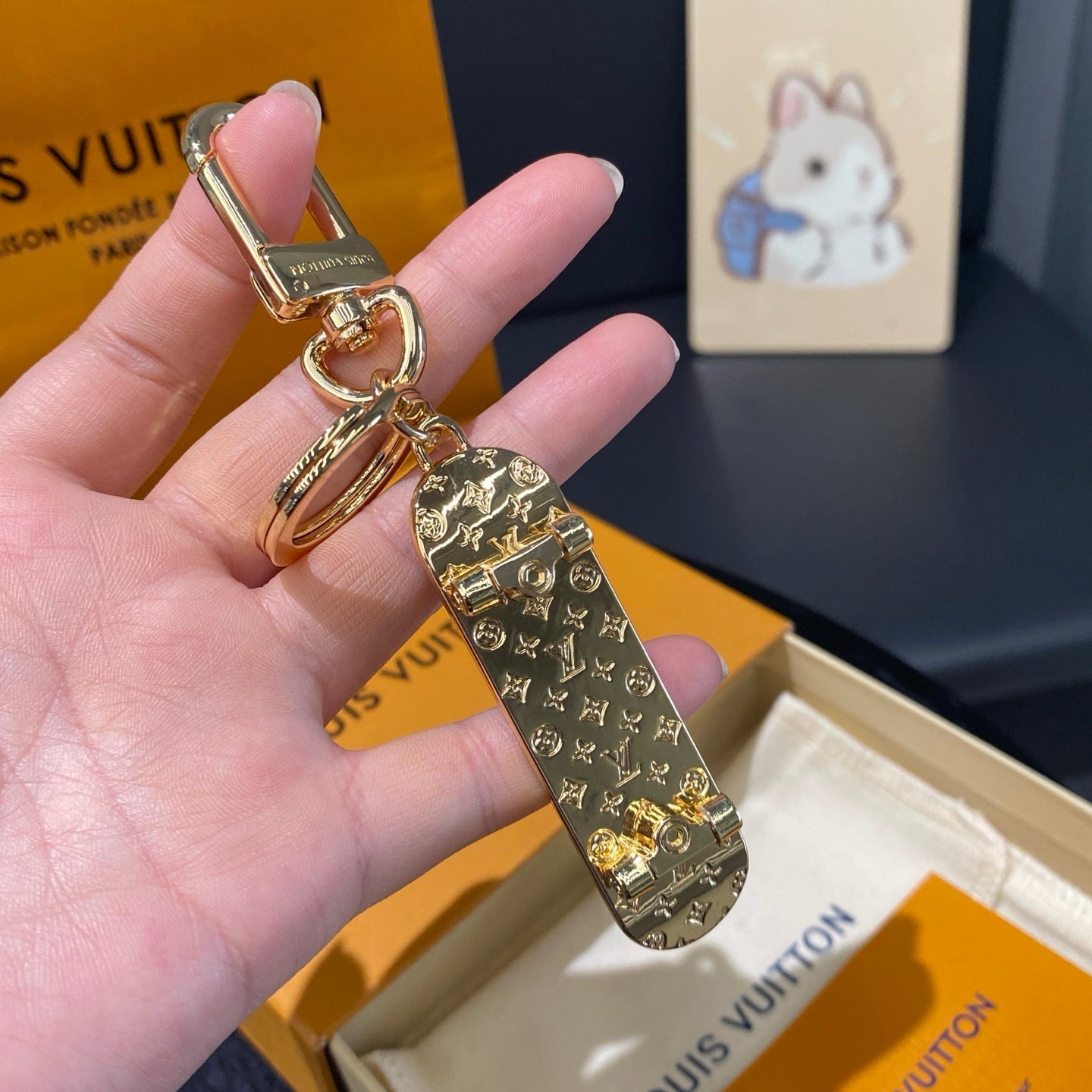 Luxury hanging ornament/keychain L-007s