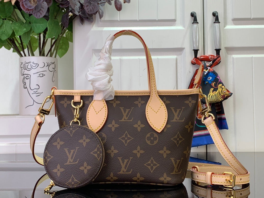 Classic Brown Leather Neverfull Handbag With Earphone Cover