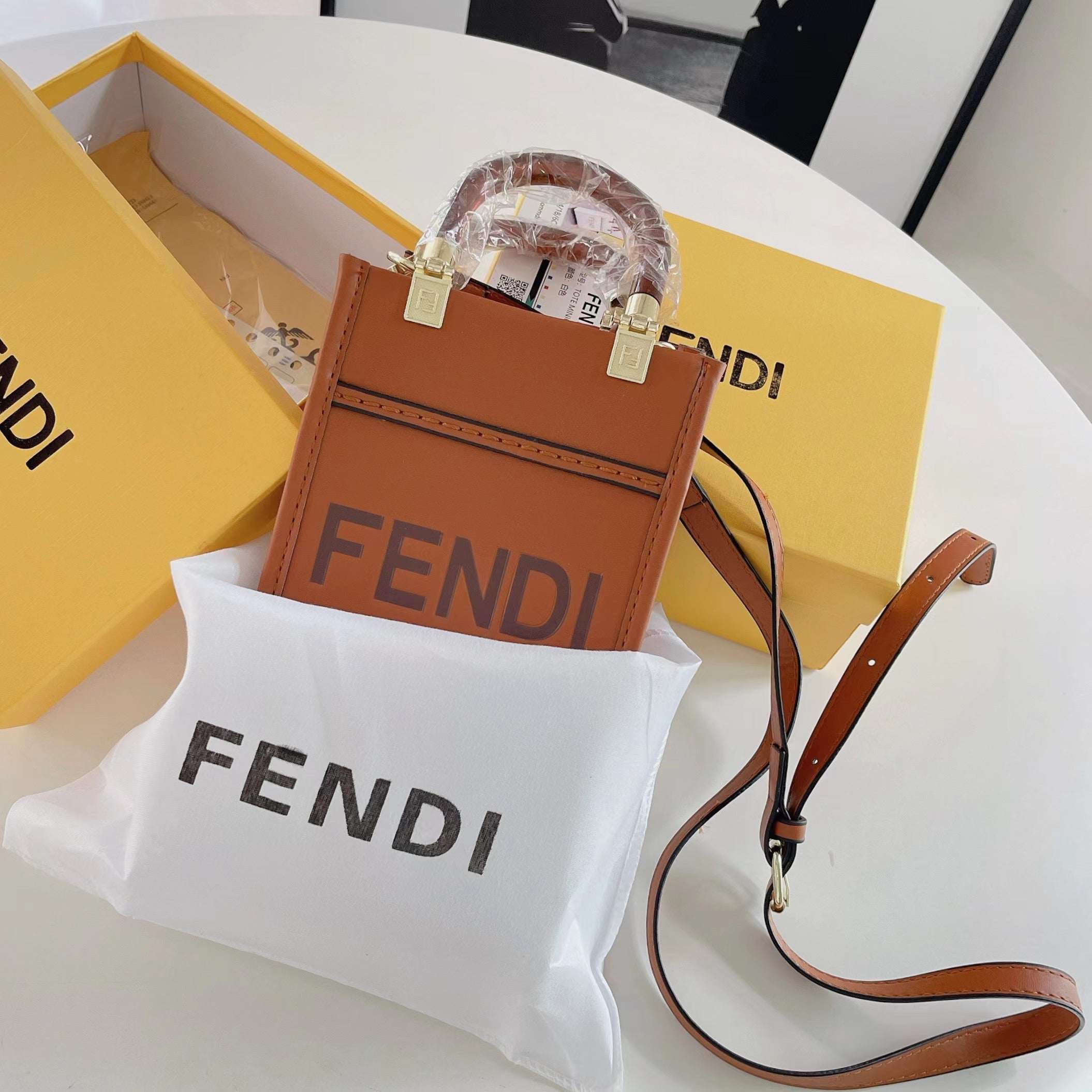 Classic Tote Bag With Crossbody-1-2